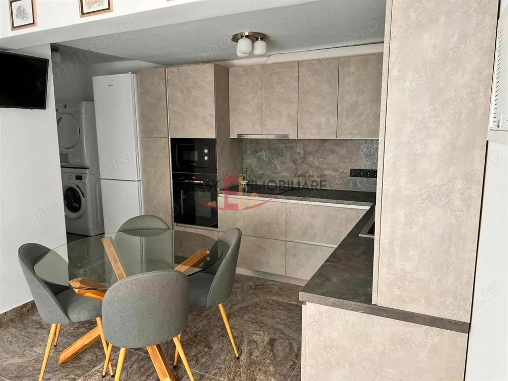 4560ca2b23a0ddb39d8b53b8fc9240f4 Apartament 2 camere decomandate, UMF, centru, Targu Mures - Image 1