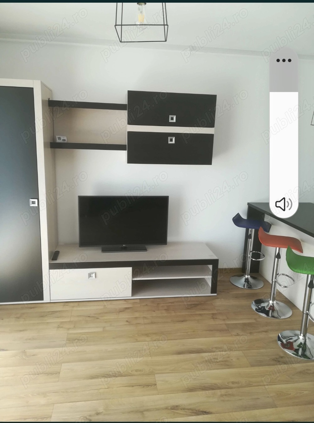 8198af3a147442631f90b9c6a167eba0 Inchiriez apartament Tudor - Image 1