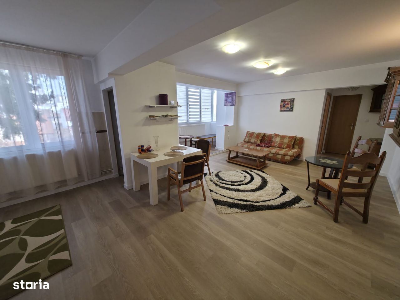 image;s=1280x1024;q=80 Apartament 3 camere etaj 2 zona centrala , renovat, 250 m Mures Mall - Image 1