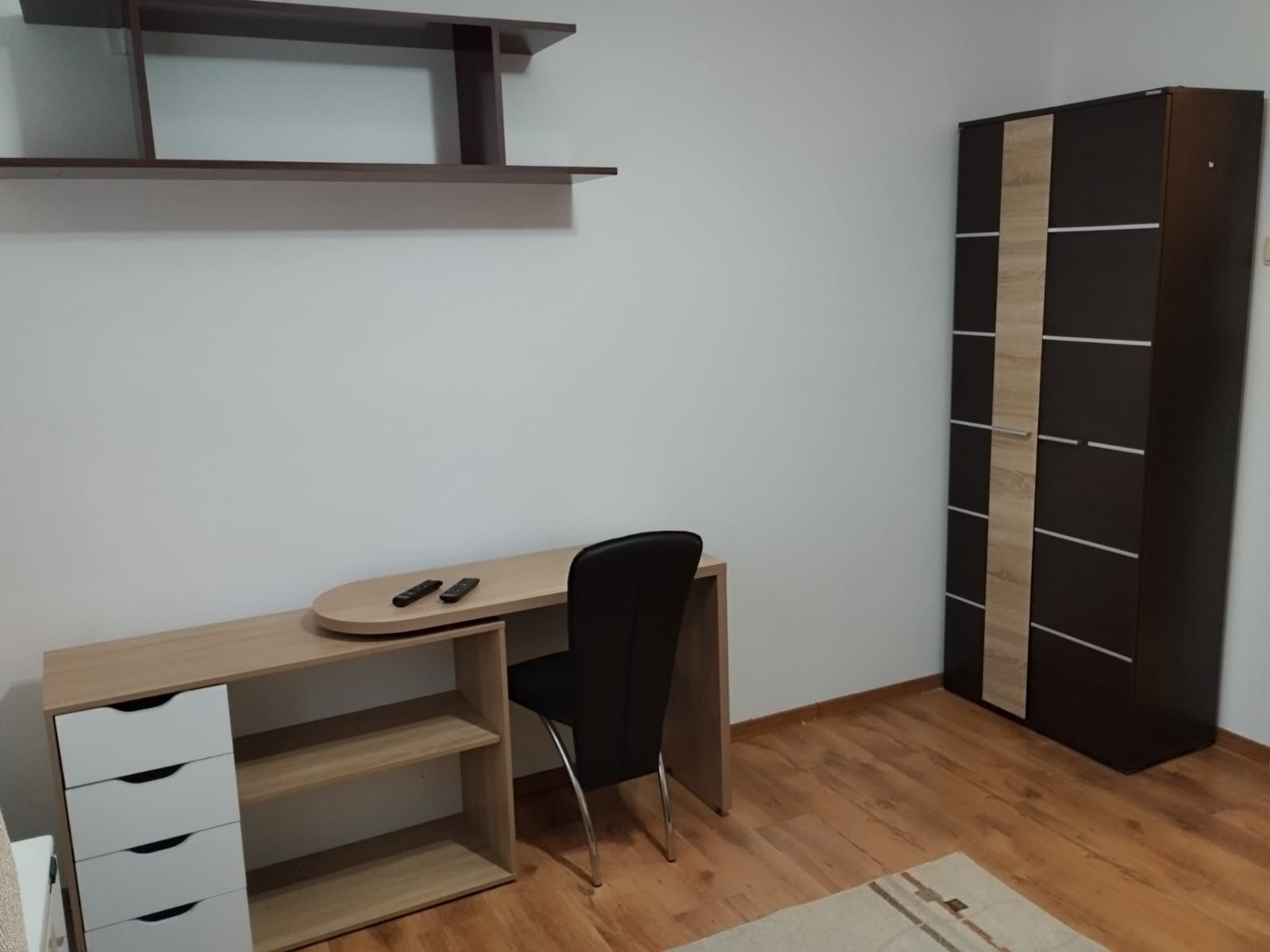 image;s=1600x1200 Chirie Garsoniera 7 Noiembrie - Image 1